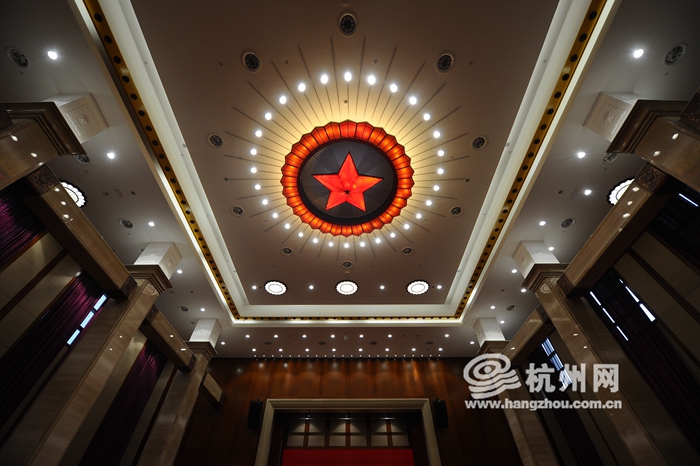 "红太阳"浙江展览馆 带着杭城记忆回来了(组图)